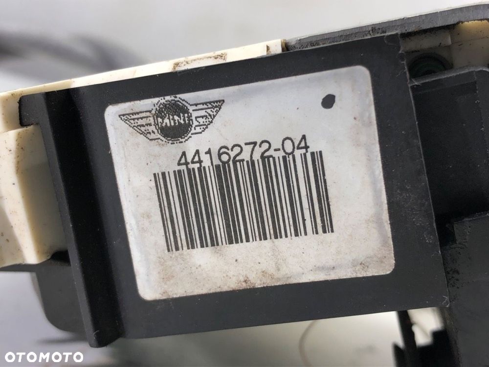 ZAMEK DRZWI PRAWY PRZÓD  MINI MINI (R56) 2005 - 2014 One 70 kW [95 KM] benzyna 2006 - 2010 4416272 - 4