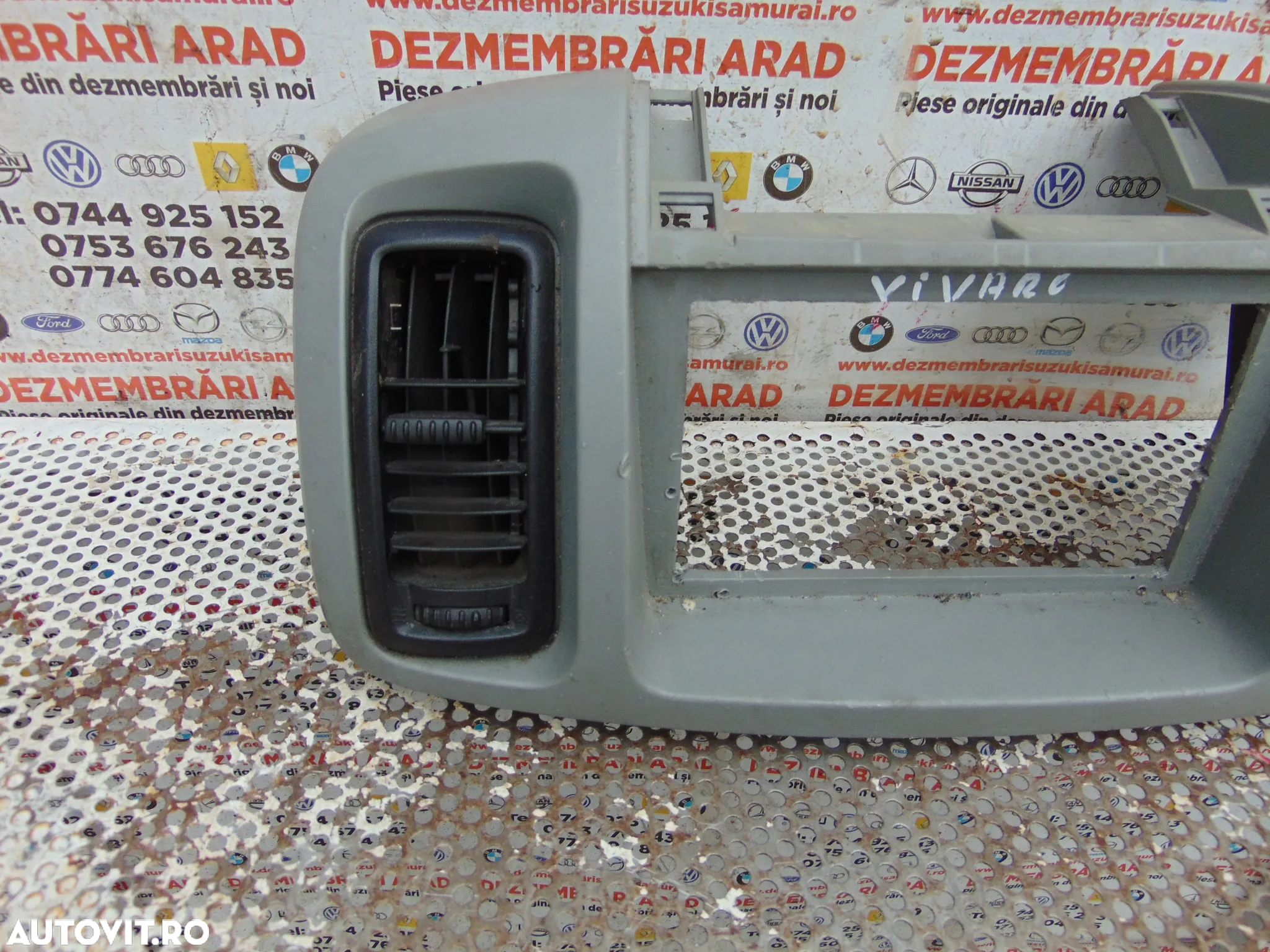 Grile ventilatie Opel Vivaro 2001-2014 grile aer centrale Renault Trafic 2 - 3
