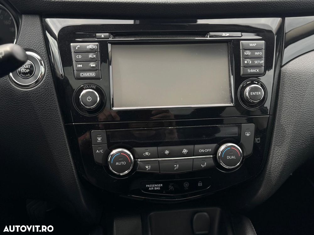 Nissan Qashqai 1.6 DCI ALL-MODE 4x4i N-Connecta - 19