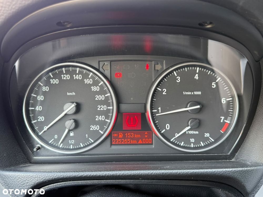BMW Seria 3 320i - 7