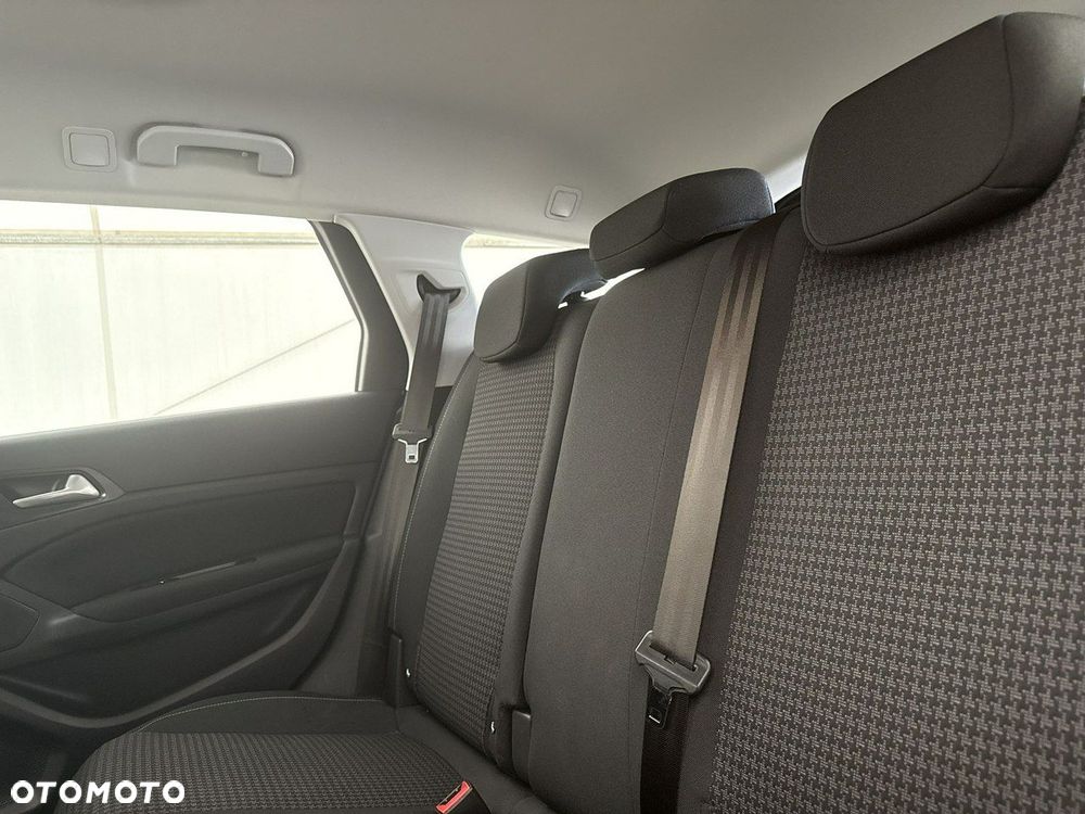 Peugeot 308 - 19