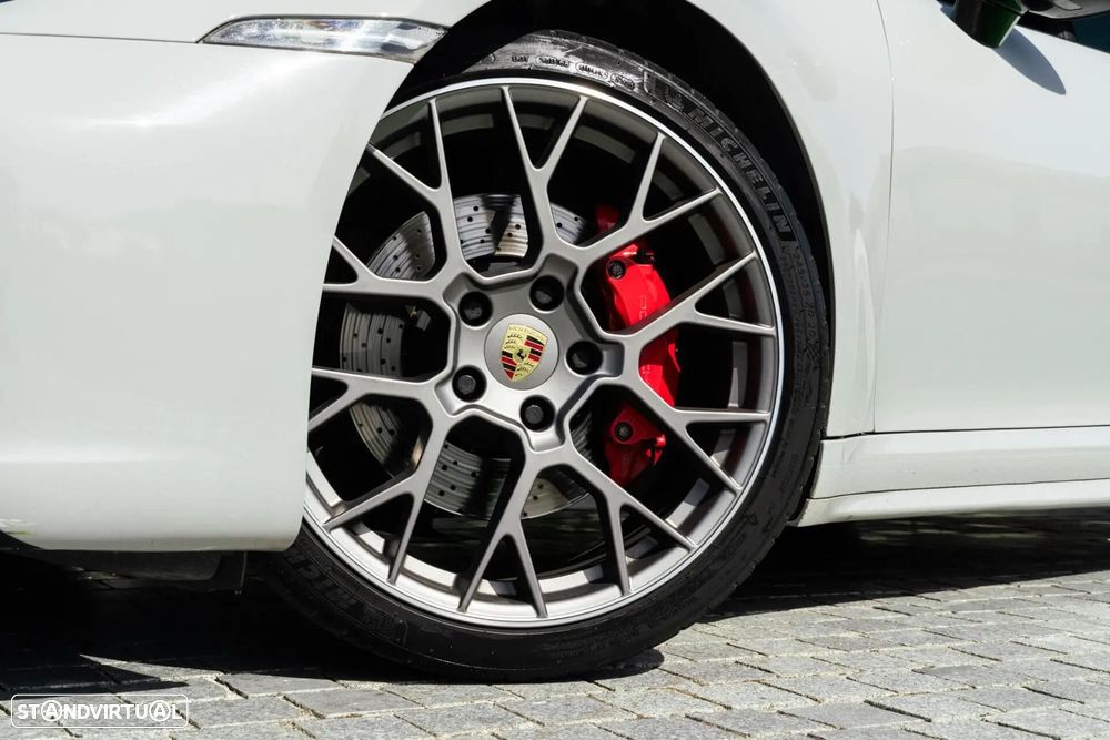 Porsche 911 (992) Carrera 4S PDK - 39