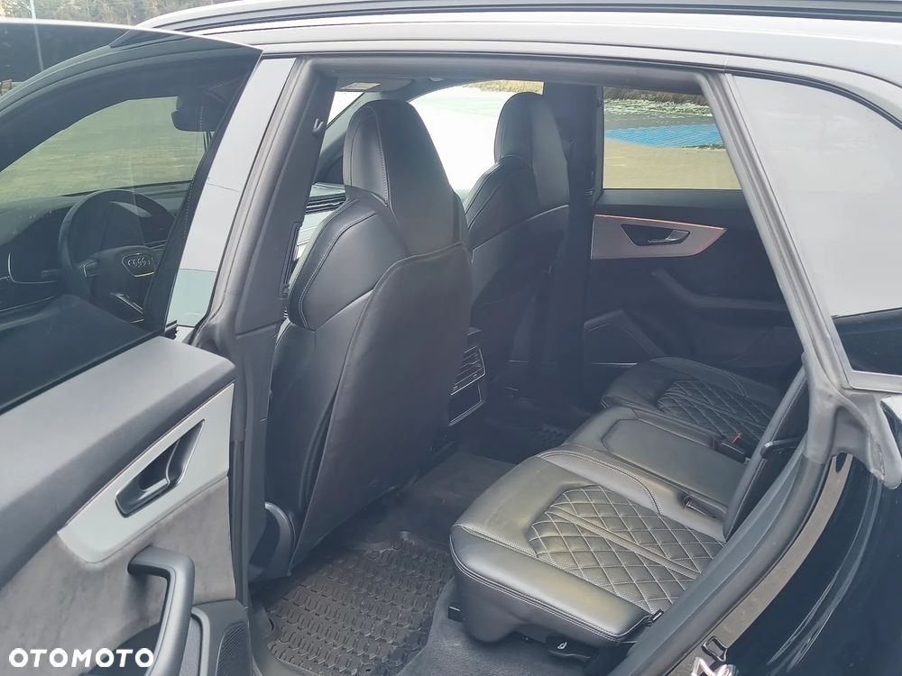 Audi Q8 50 TDI mHEV Quattro Black Edition Tiptronic - 11