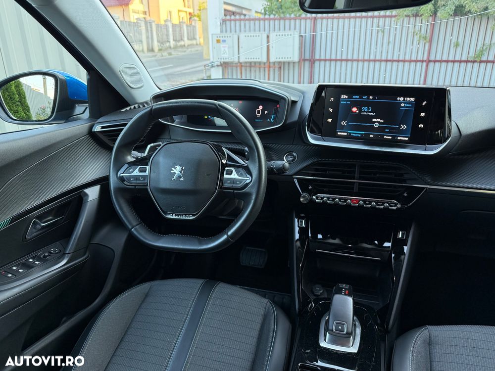 Peugeot 2008 1.5 BlueHDI EAT8 STT Allure Pack - 25