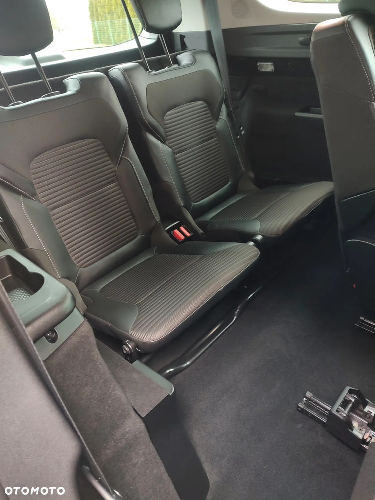 Renault Grand Scenic BLUE dCi 120 BOSE EDITION - 28