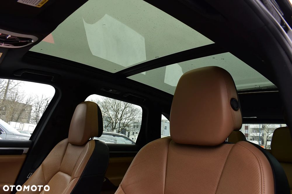 Porsche Cayenne Standard - 6