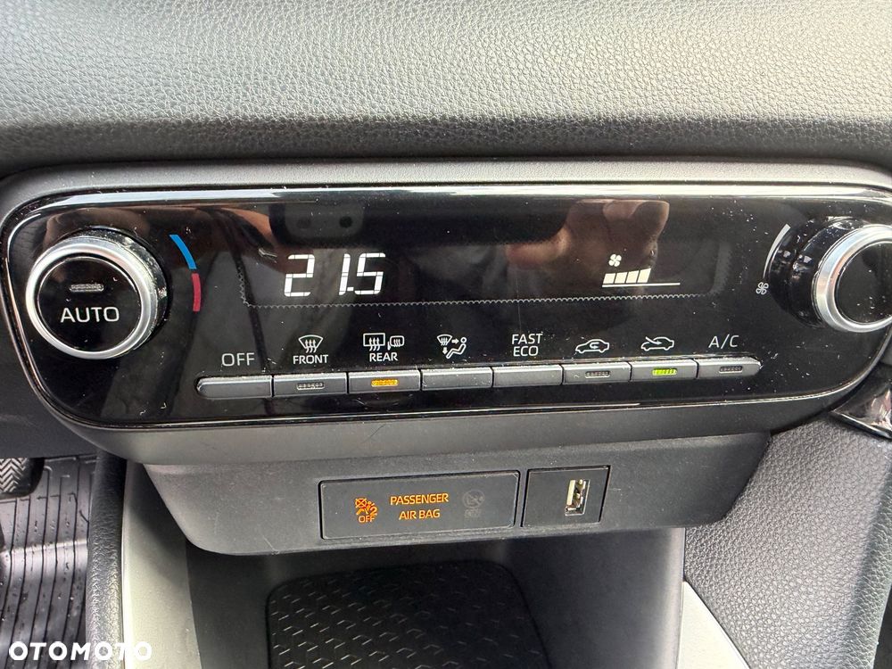 Toyota Yaris Hybrid 1.5 Comfort - 13