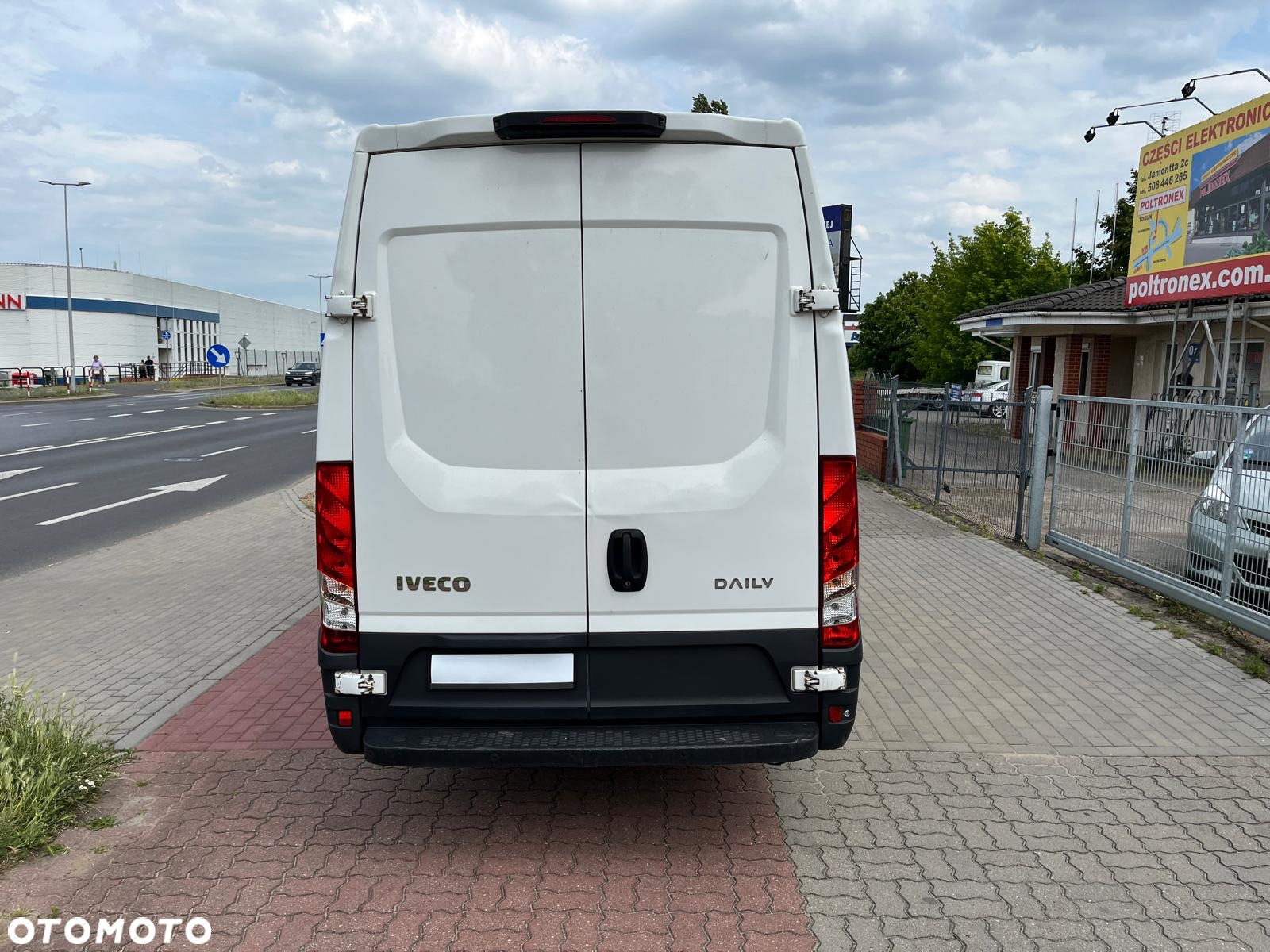 Iveco Daily - 10