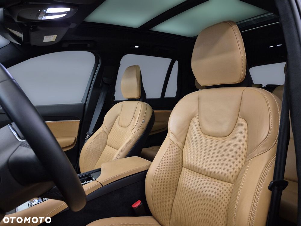 Volvo XC 90 T8 AWD Plug-In Hybrid Ultimate Bright 7os - 11