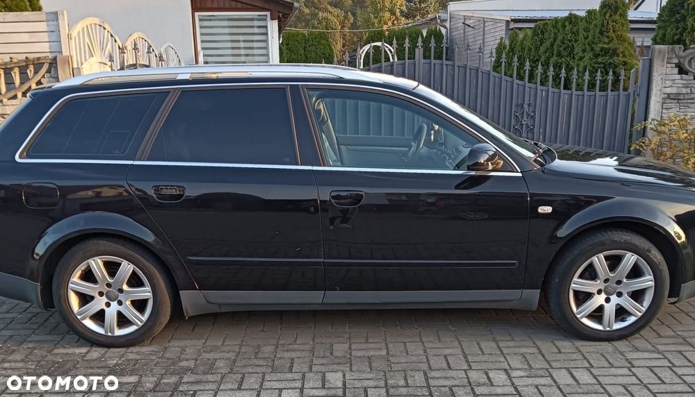 Audi A4 Avant - 9