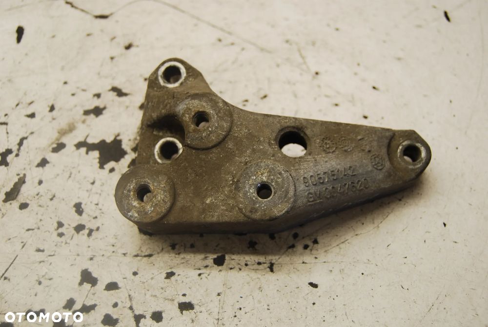 ŁAPA MOCOWANIE SKRZYNI BIEGÓW 90575142 OPEL ZAFIRA A LIFT 1.6 16V ASTRA III H - 1