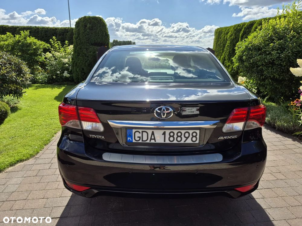 Toyota Avensis 2.2 D-4D Prestige - 10