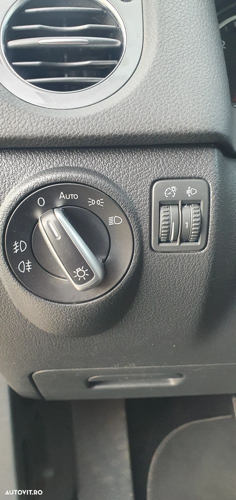 Volkswagen Tiguan 2.0 TDI DPF 4Motion BlueMotion Technology DSG Exclusive - 12