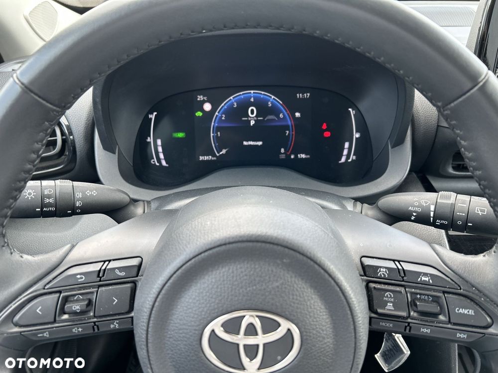 Toyota Yaris Cross Hybrid 1.5 Comfort - 12