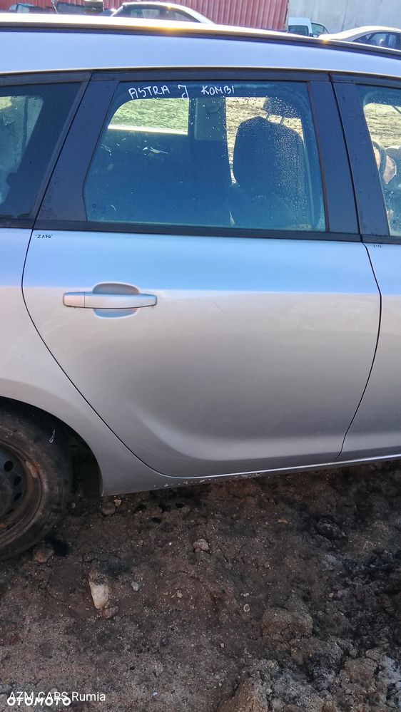 OPEL ASTRA J KOMBI DRZWI PRAWE TYLNE - 1