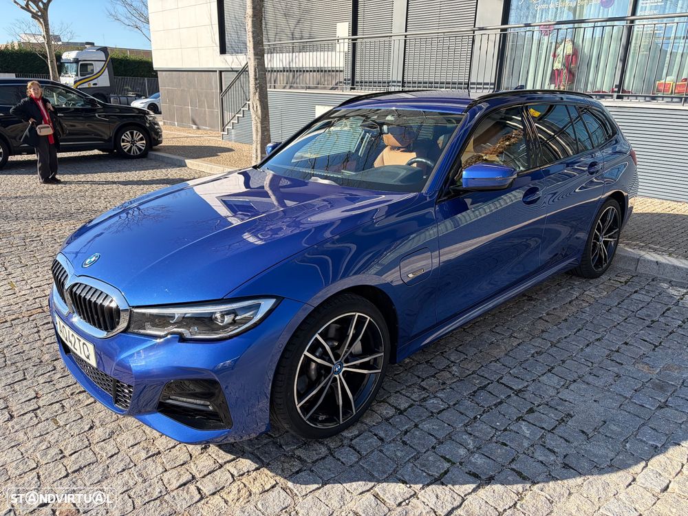 BMW 330 e Pack Desportivo M Auto - 1