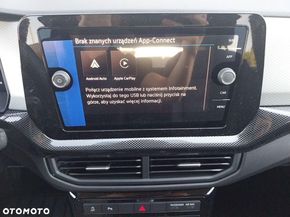 Volkswagen T-Cross - 16