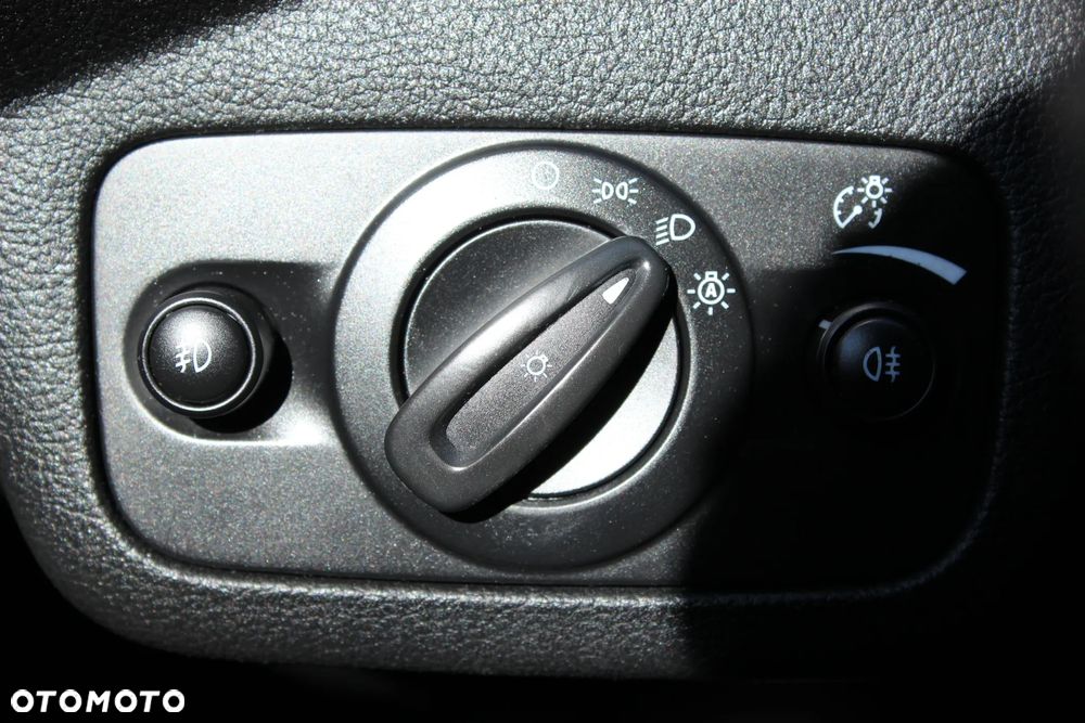 Ford Kuga 2.0 TDCi 2x4 Champions Edition - 20