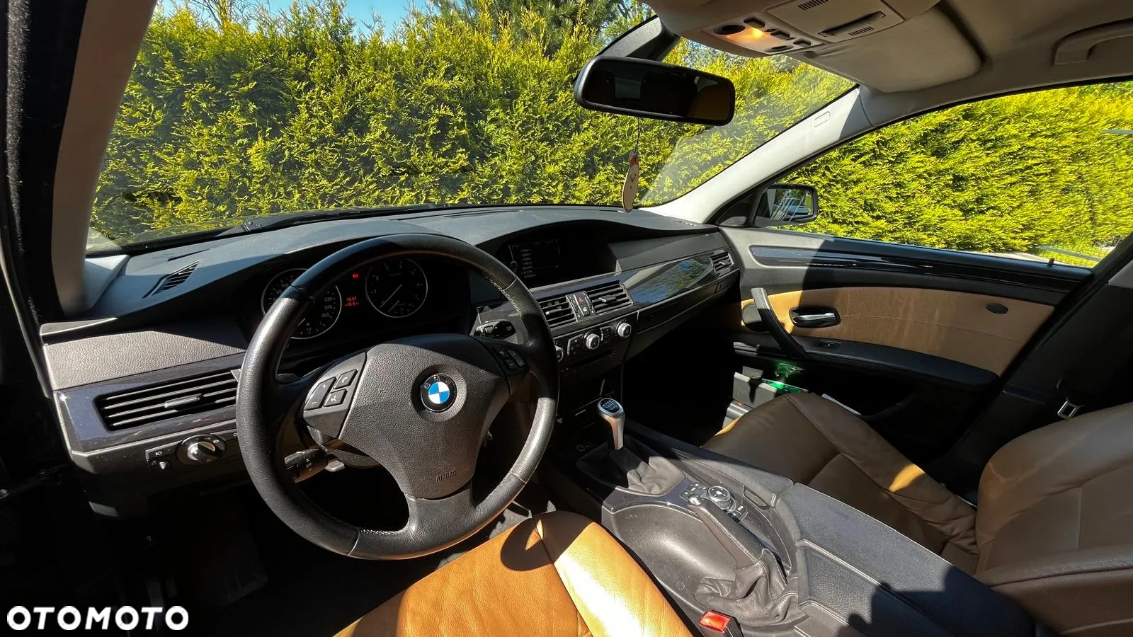 BMW Seria 5 523i Edition Exclusive - 11