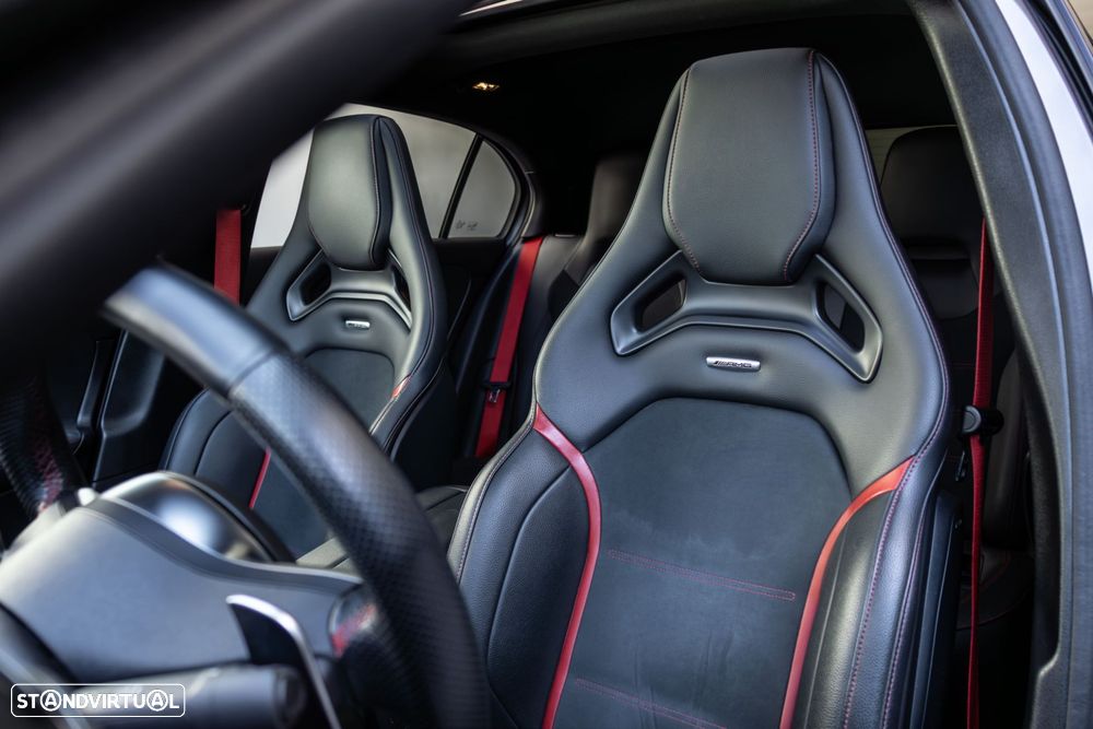 Mercedes-Benz A 35 AMG 4Matic - 40