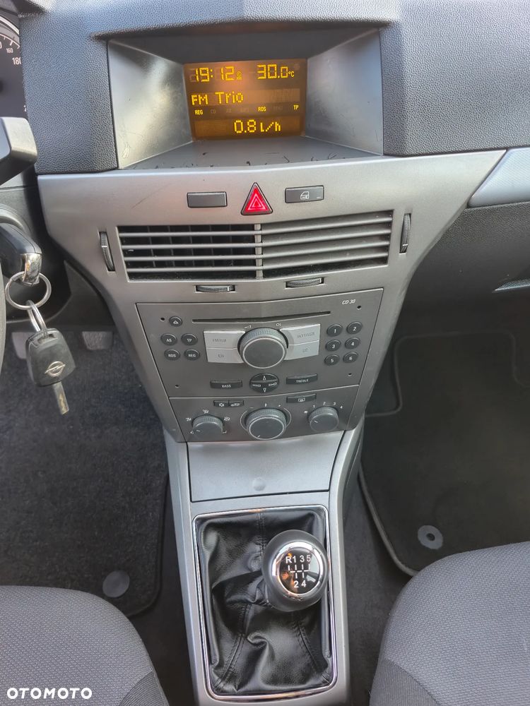 Opel Astra 1.6 - 21