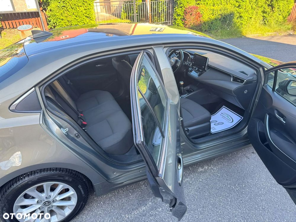 Toyota Corolla 1.6 Comfort - 12