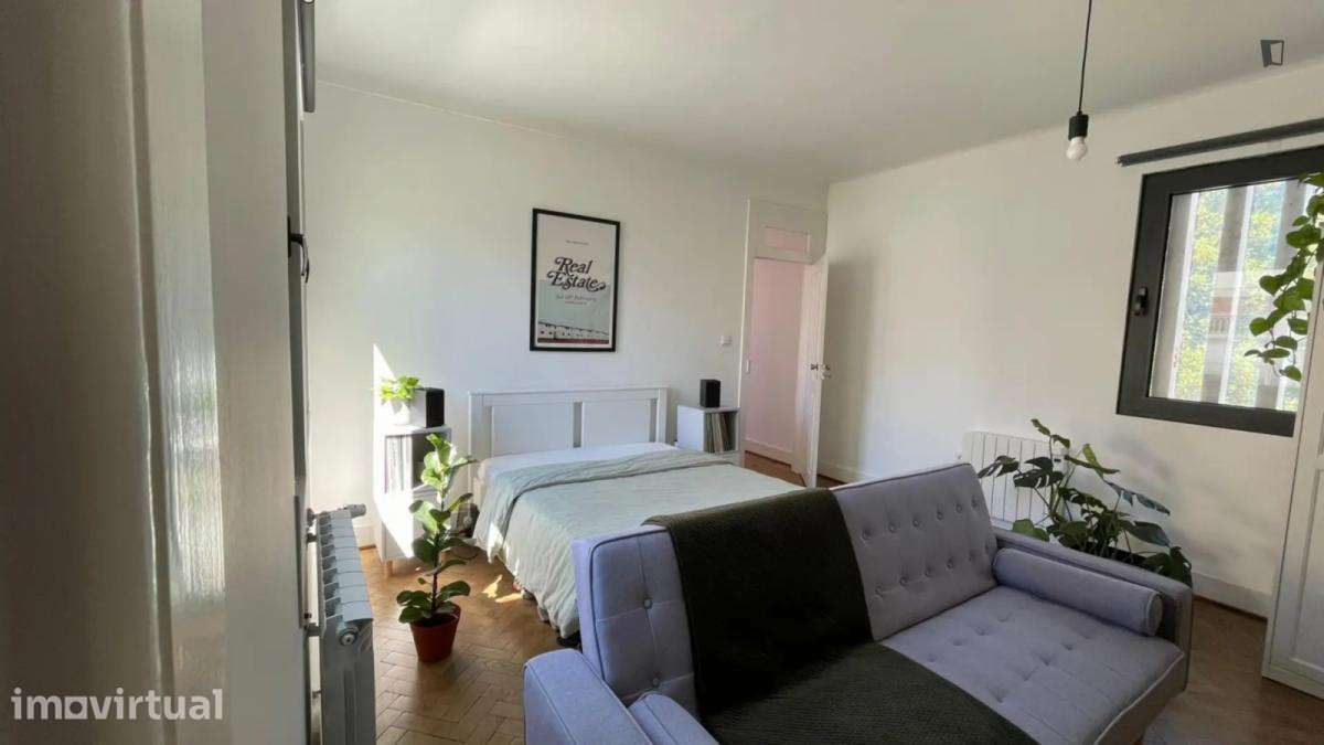 Quarto - localizado em Aveiro - Grande imagem: 4/27