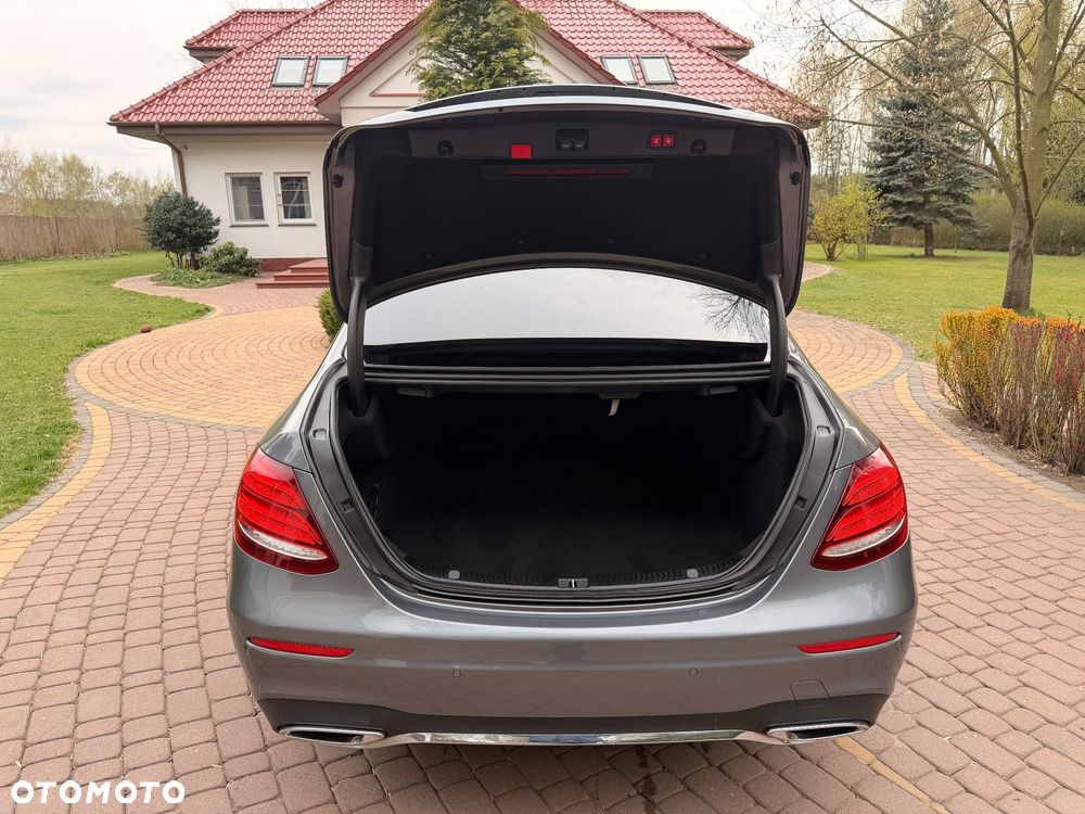 Mercedes-Benz Klasa E - 8