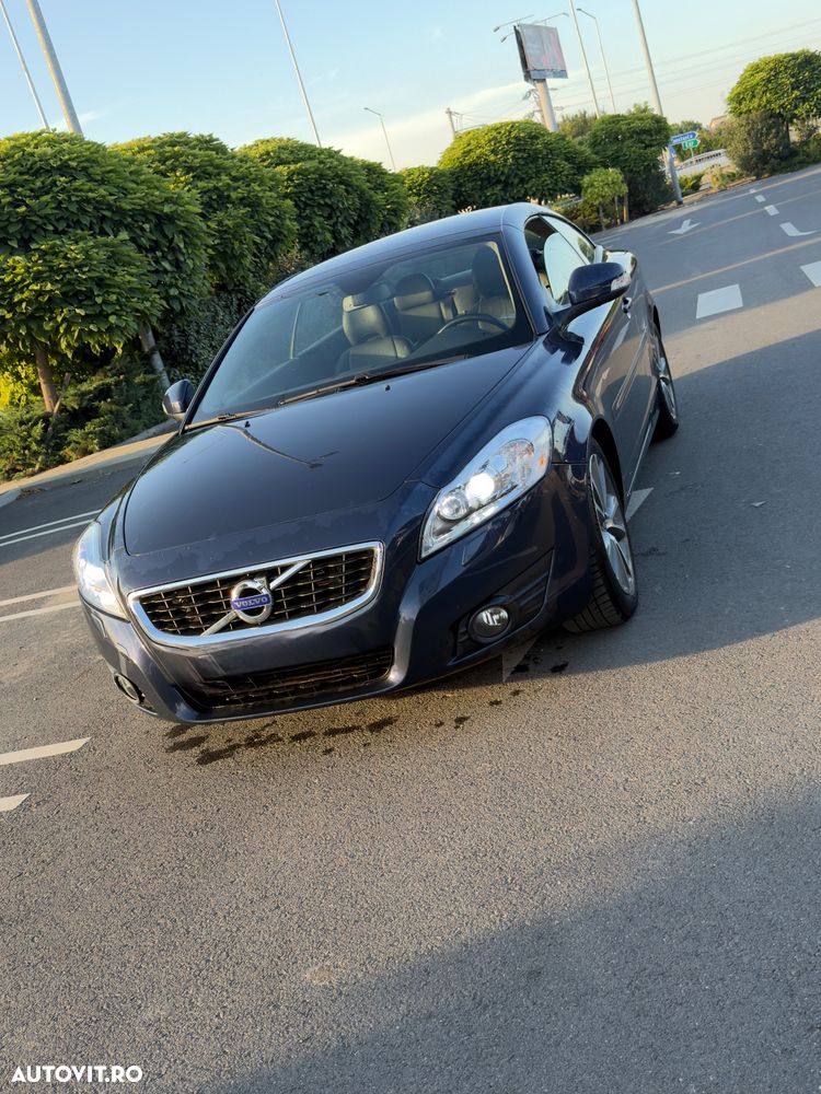 Volvo C70 D3 Momentum - 10