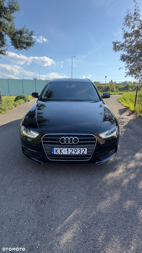 Audi A4 Avant - 1