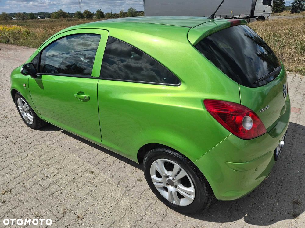 Opel Corsa - 4