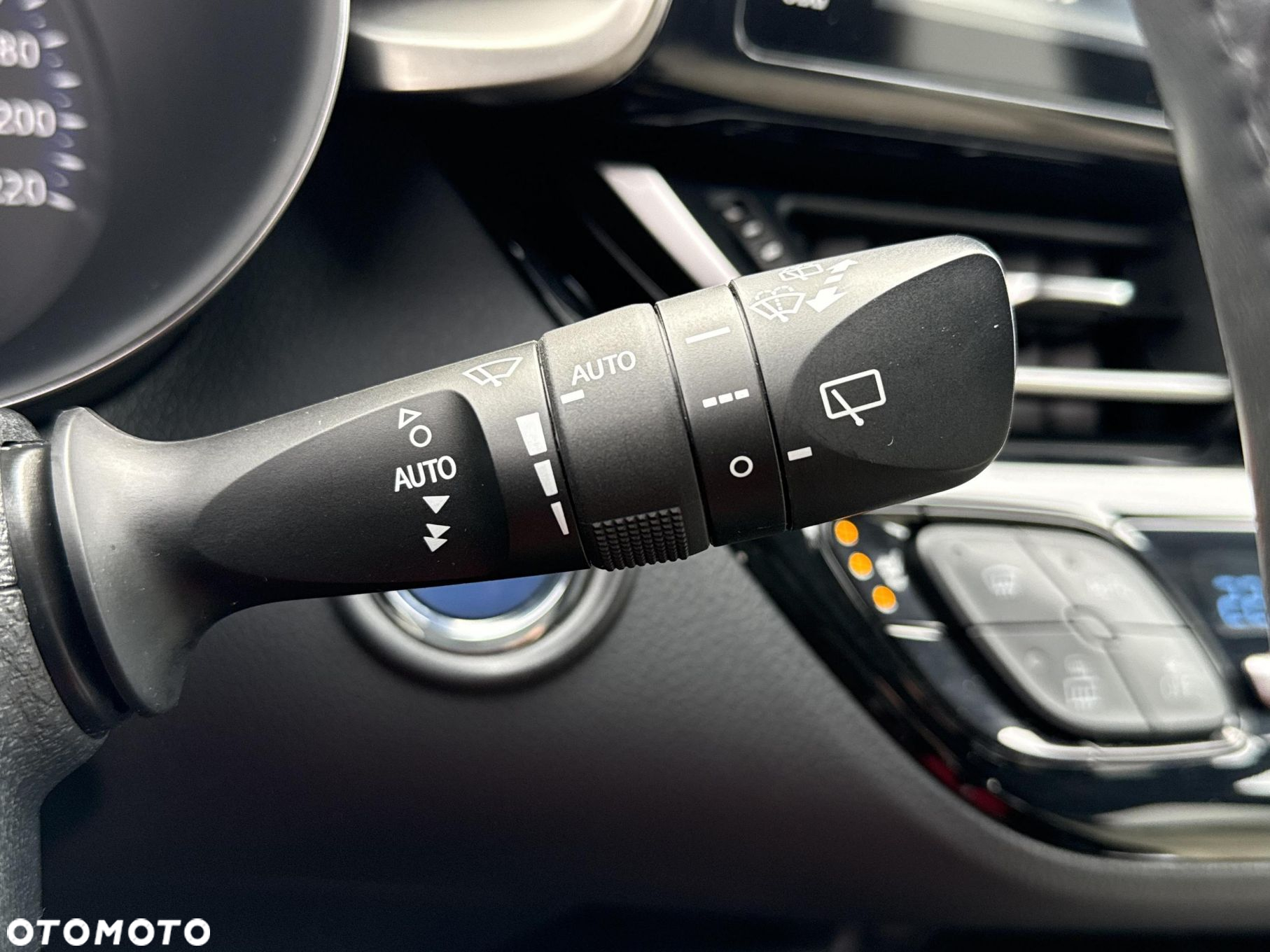 Toyota C-HR 1.8 Hybrid Selection - 19