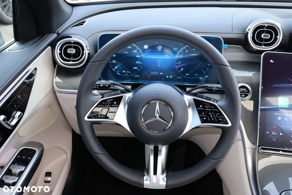 Mercedes-Benz GLC - 13