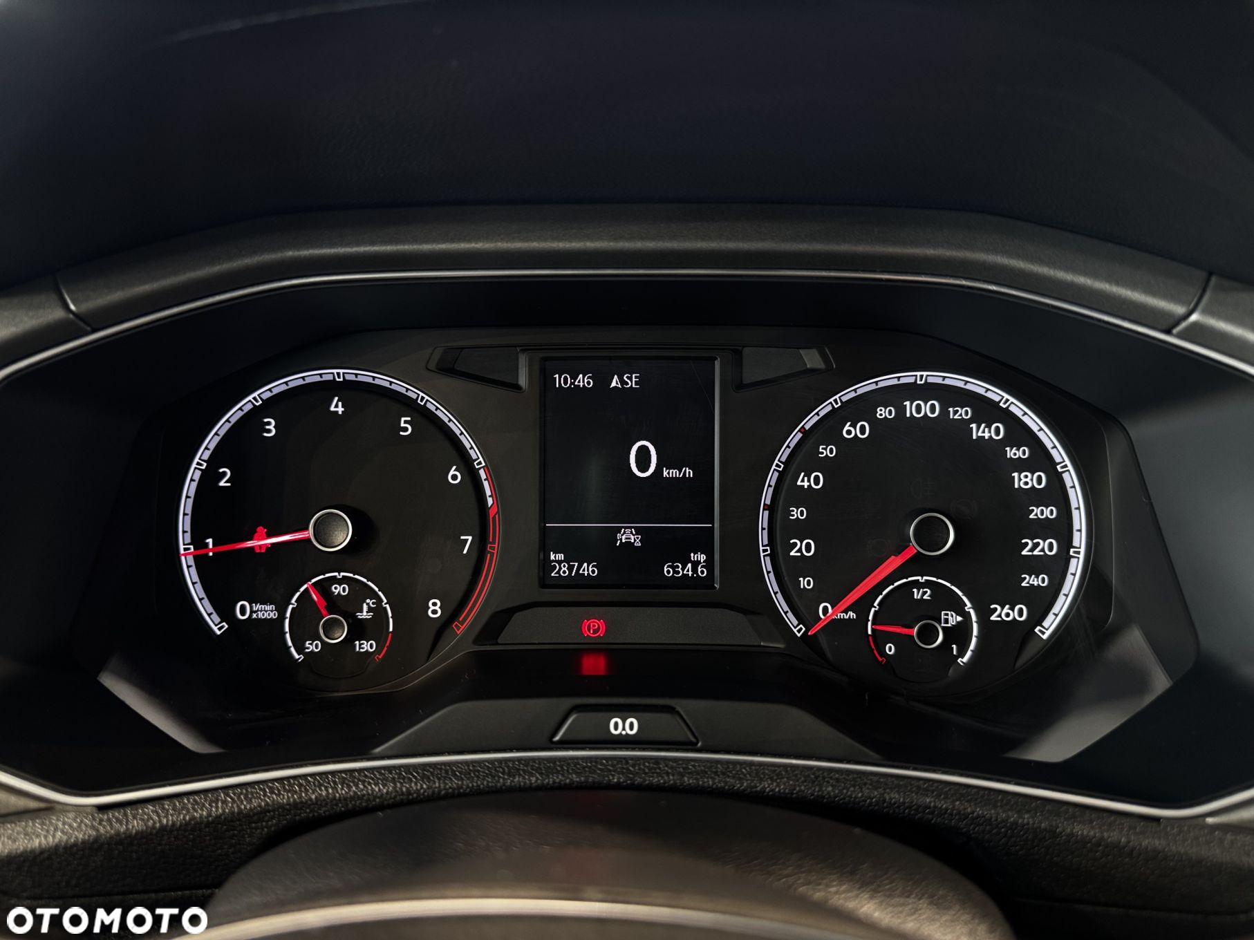 Volkswagen T-Roc - 22