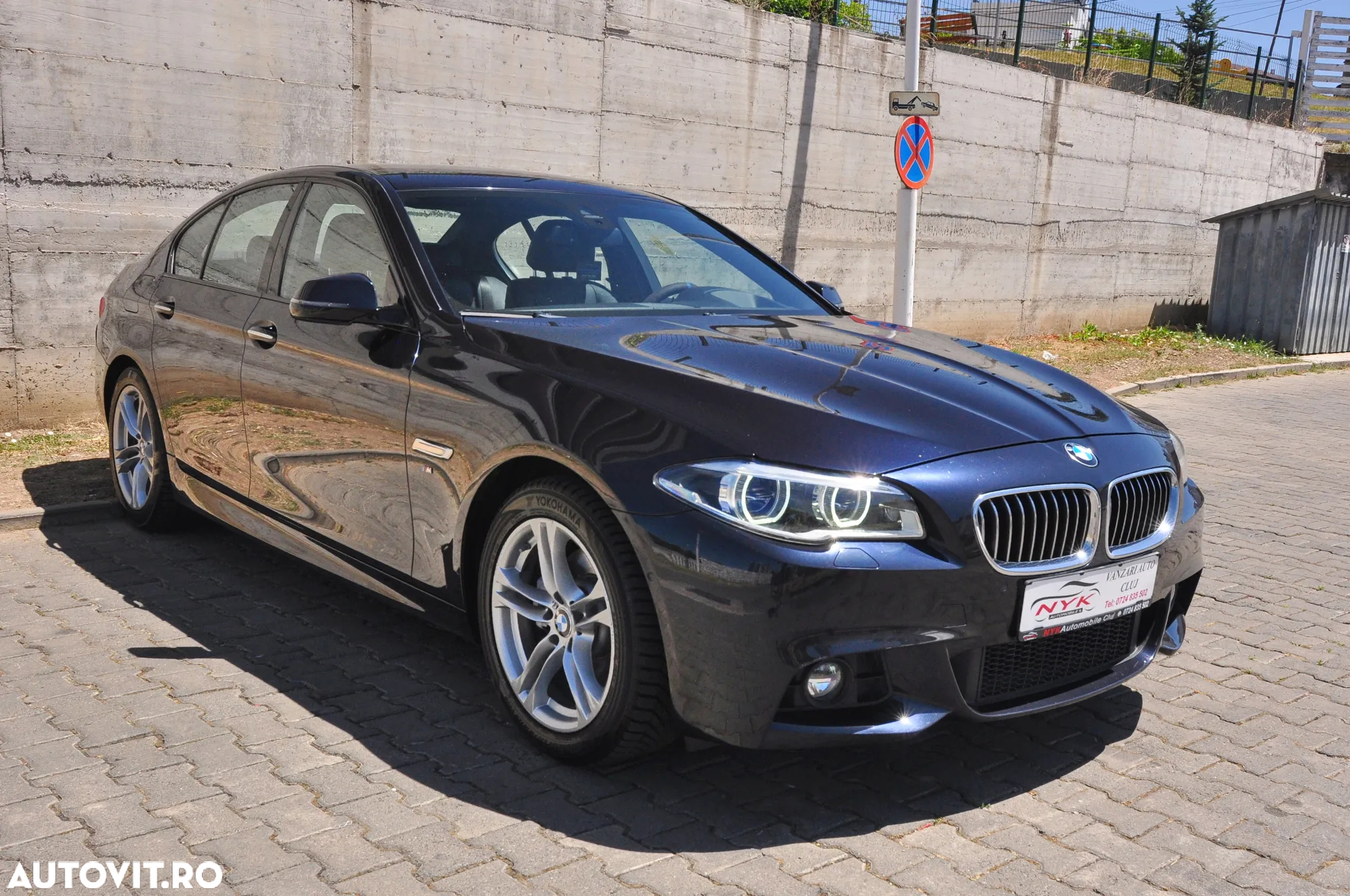 BMW Seria 5 520d xDrive AT - 2