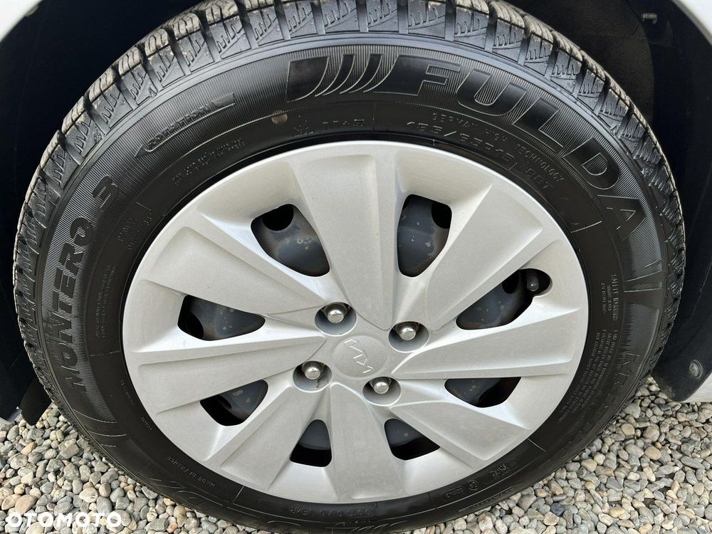 Kia Rio 1.2 M - 33