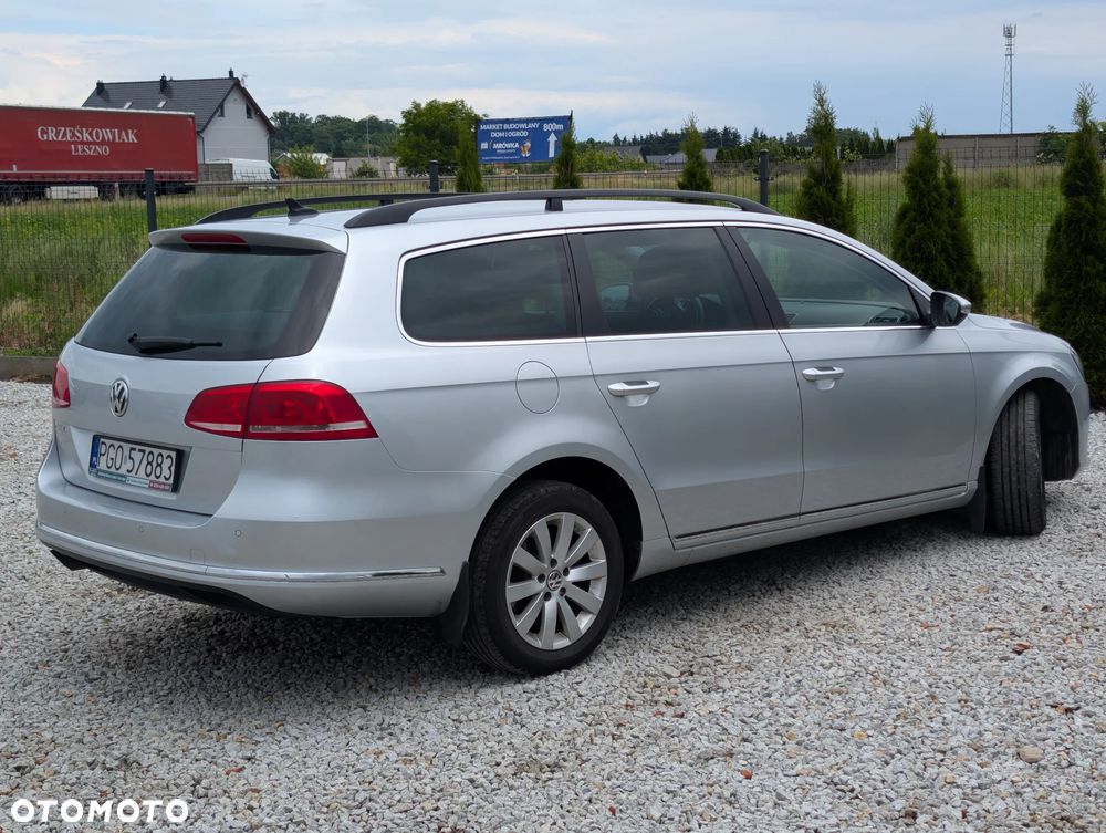 Volkswagen Passat 2.0 Blue TDI SCR Comfortline - 8