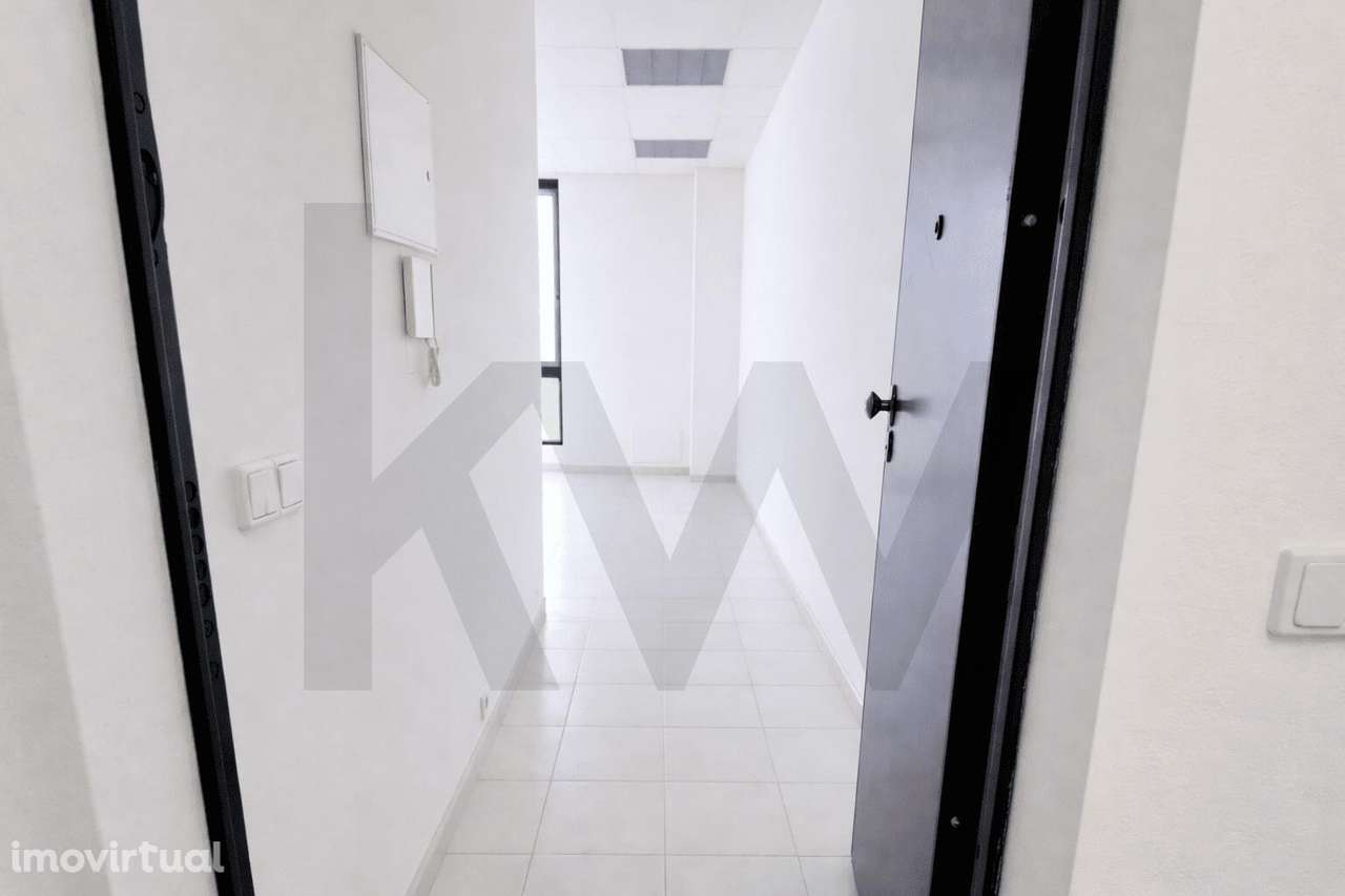 Escritório para Arrendamento – Localização Premium em S. Domingos de B - Grande imagem: 3/11