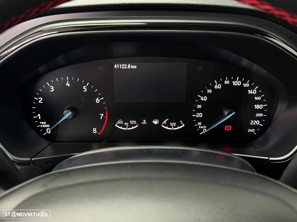 Ford Focus 1.0 EcoBoost MHEV ST-Line - 15