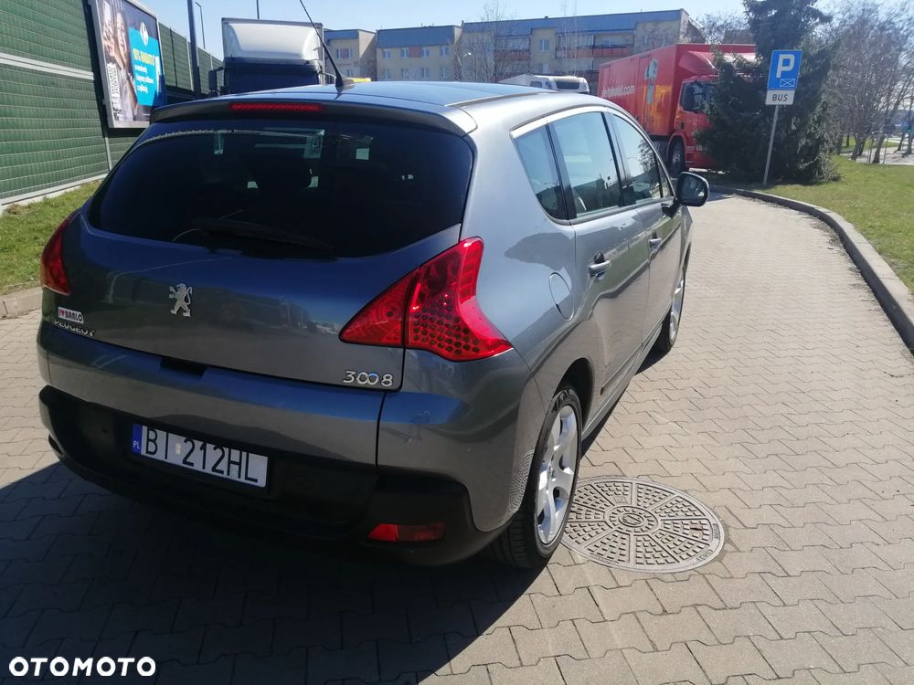Peugeot 3008 1.6 Active - 11