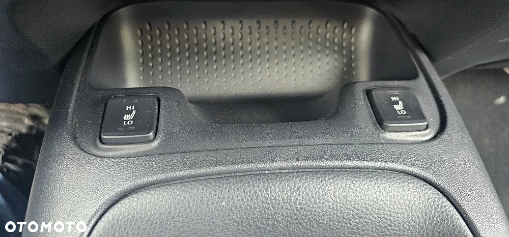 Toyota Corolla 1.8 Hybrid Comfort - 18
