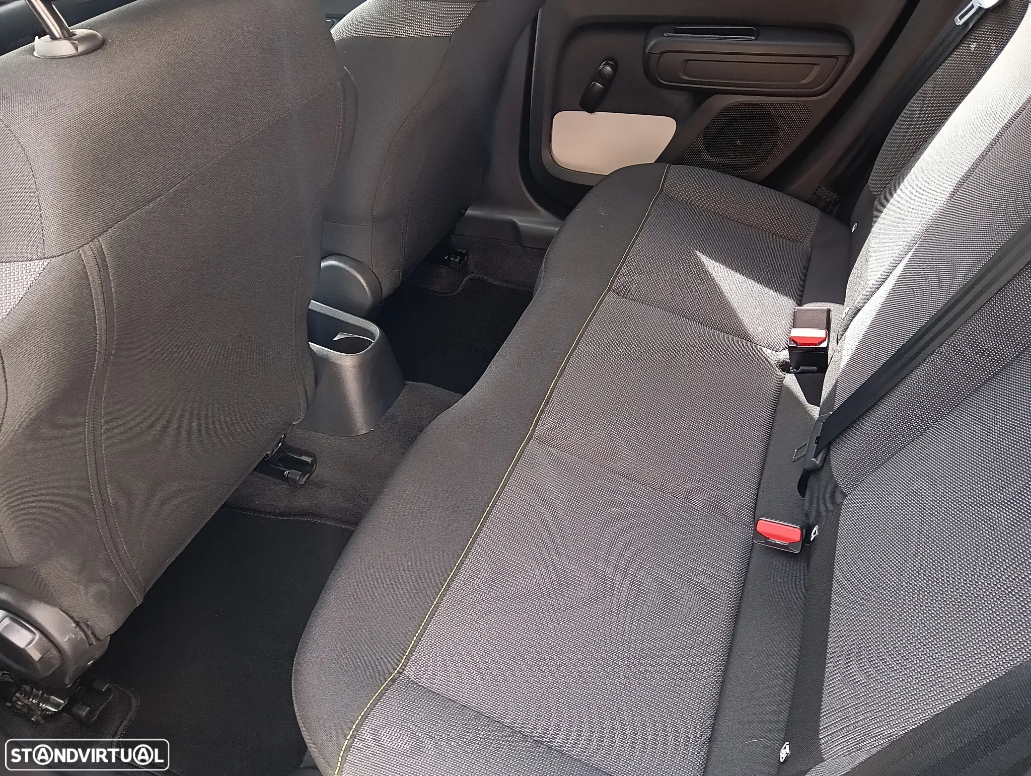 Citroën C3 1.2 PureTech C-Series - 15