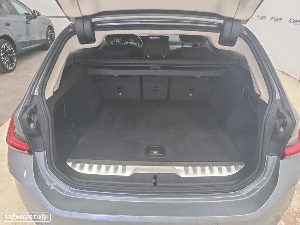 BMW 320 e Auto - 11