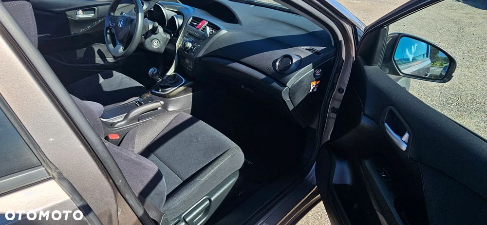 Honda Civic 1.8 Comfort - 9