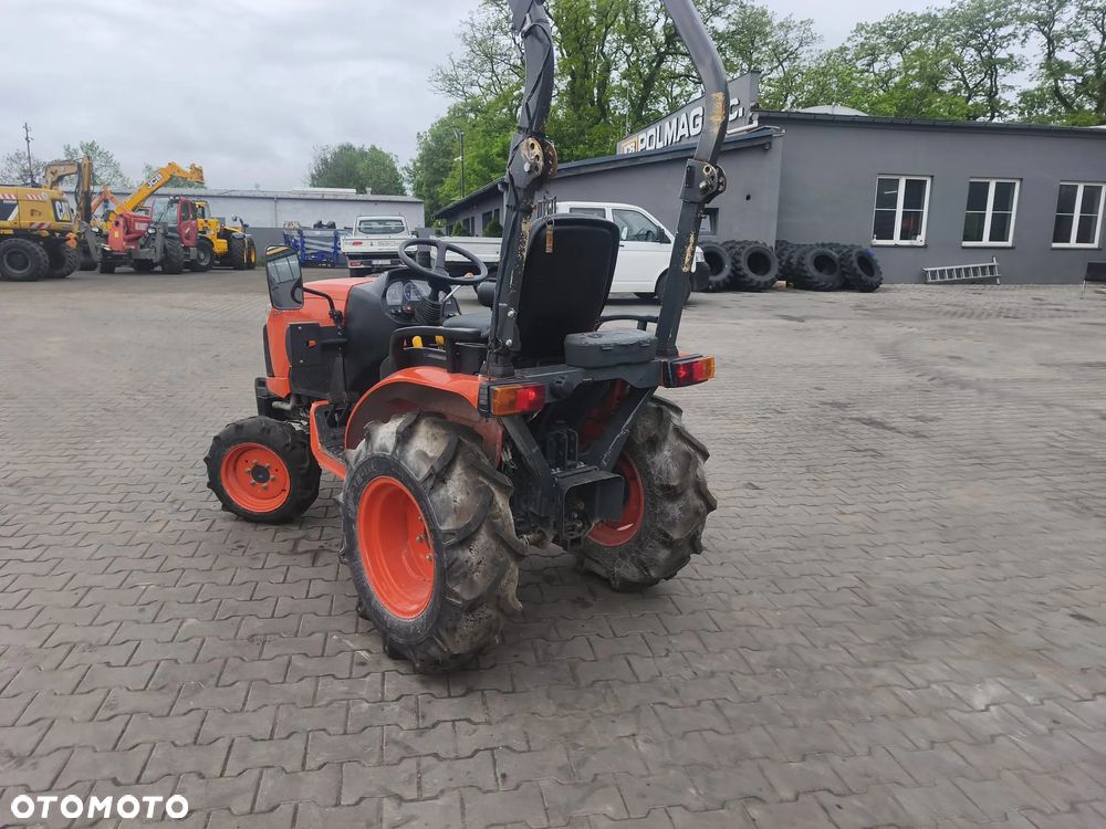 Kubota B9 B2350H - 4