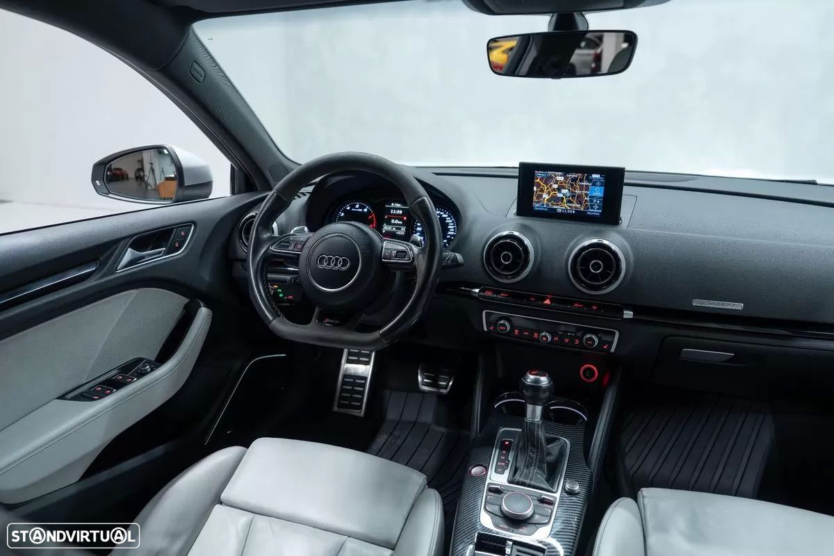 Audi RS3 Sportback 2.5 TFSI quattro S tronic - 15