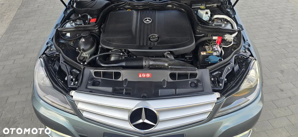 Mercedes-Benz Klasa C 200 CDI Avantgarde Edition - 13