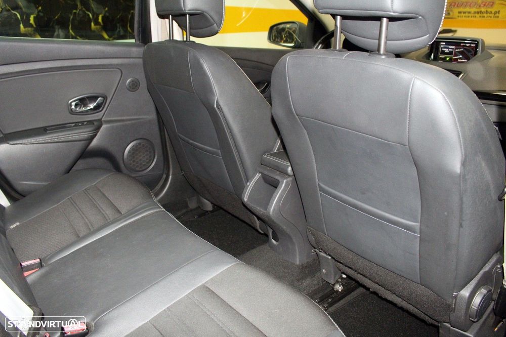 Renault Mégane 1.5 Blue dCi Bose Edition EDC - 38