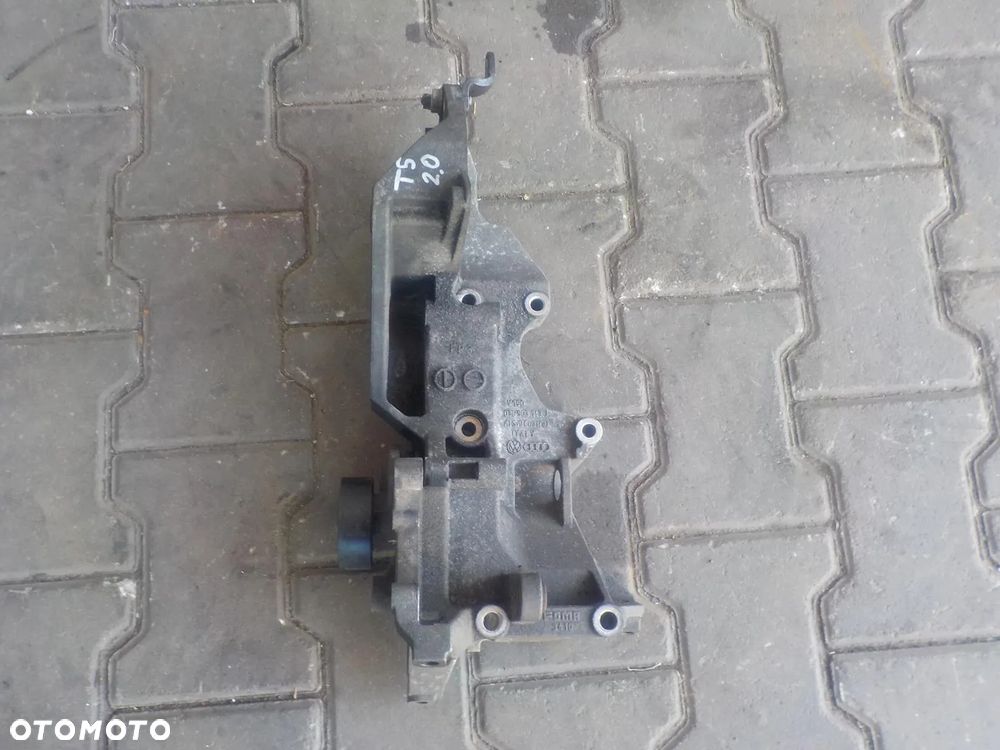 VW T5 2.0 TDI ŁAPA UCHWYT SILNIKA 03L903143J - 1