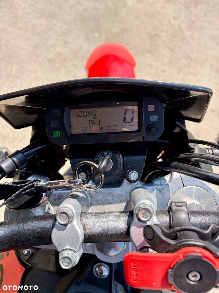 Aprilia SX - 5